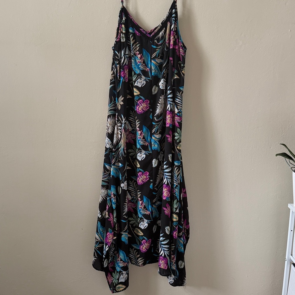Paper Doll Size 2XL Floral Maxi Dress with Tropical Print